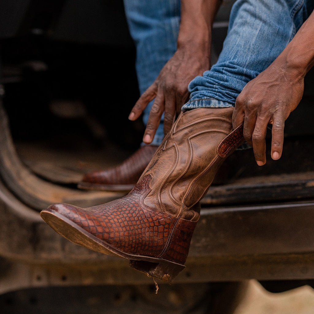 TuffRider Men's Hayden Leather Printed Wide Round Toe Western Boots